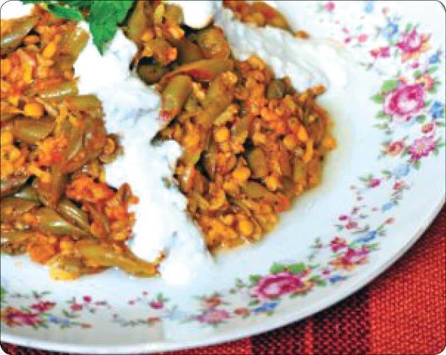 بورانی لوبیا سبز لقمه فولاتی مناسب خانم های باردار